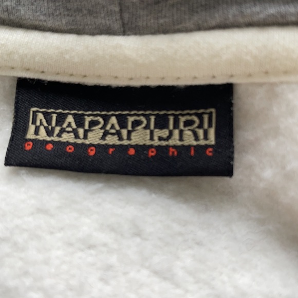 Beautiful vest -one of a kind! - Picture 3 of 8